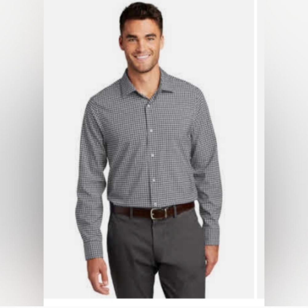 (Ew)Karl Lagerfeld Paris performance stretch moisture wicking shirt
